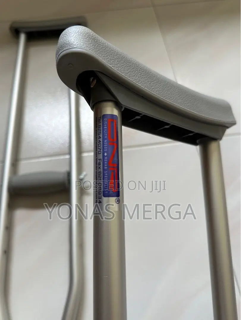 Crutches ክራንች+Crunch,Crutches.Crutches!Crutchez0crutches