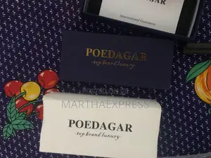 Poedagar Fasion, ጊዜ ለማሽር ጎደኝነት የሚበረከት