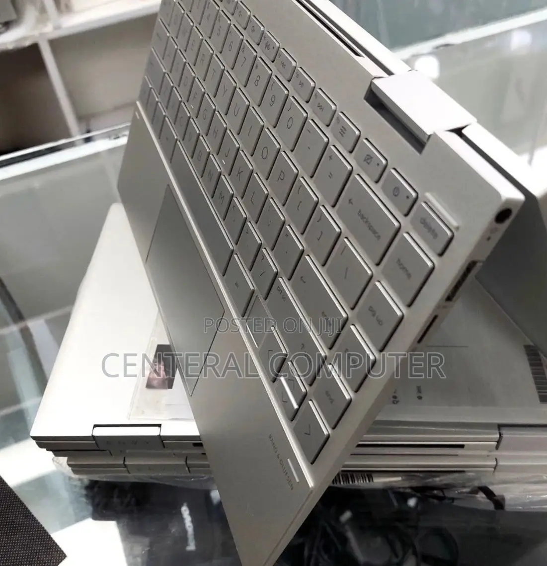 New Laptop HP Envy x360 8GB Intel Core i7 SSD 512GB