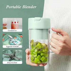 ~Portable Juicer With Straw