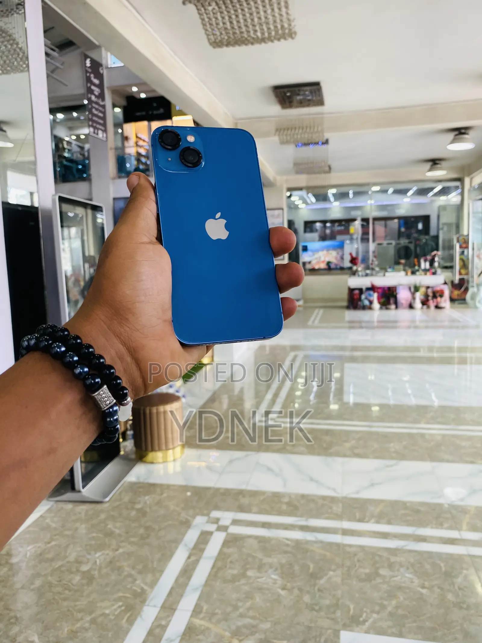 New Apple iPhone 13 128 GB Blue