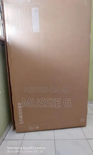 SAMSUNG Crystal UHD Tv's