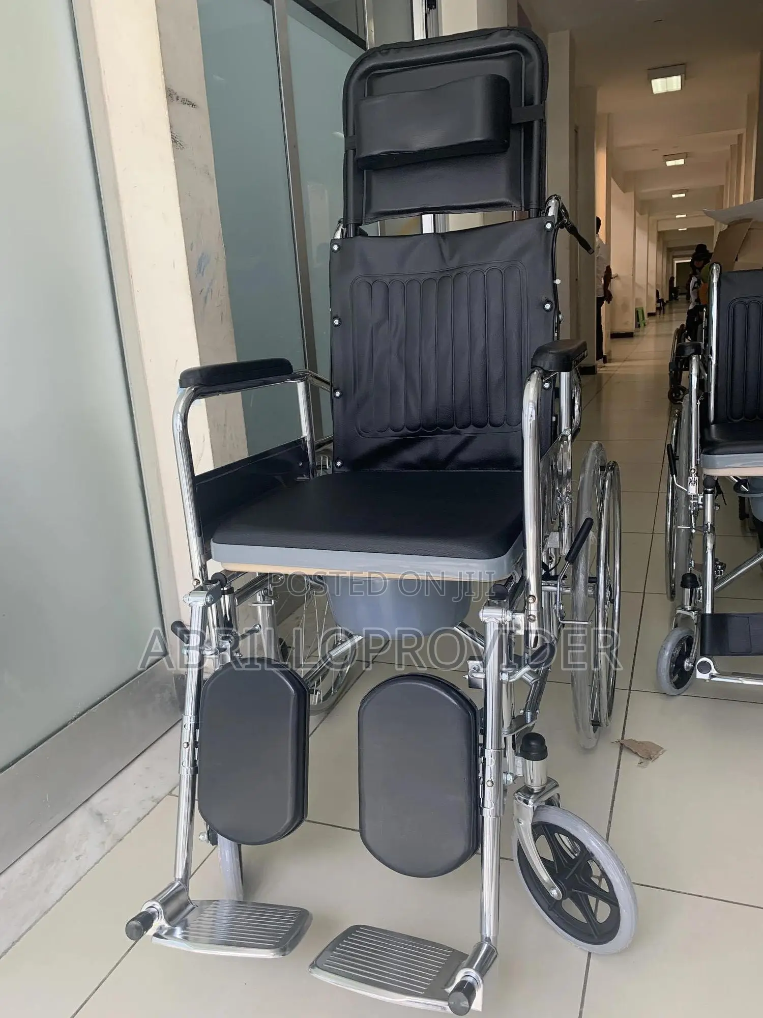 Wheelchair!:Wheelchair:|Wheelchair|%Wheelchair:;Wheelchair%>