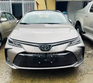 New Toyota Corolla 2022 Silver