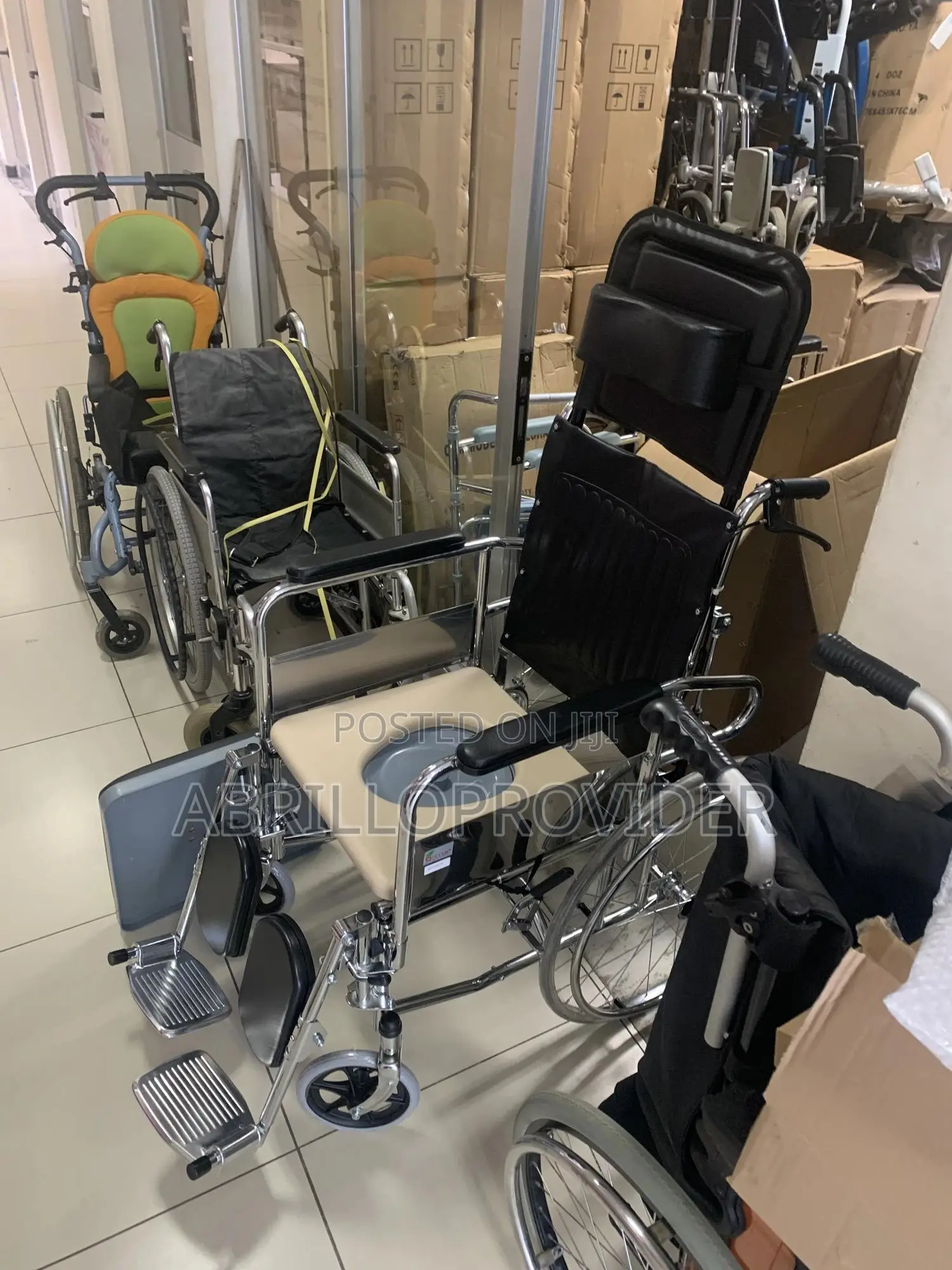 Wheelchair!|%Wheelchair!>Wheelchair!\Wheelchair||!Wheelchair