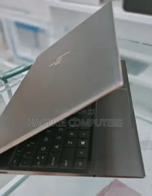 New Laptop HP Spectre 16GB Intel Core I7 SSD 512GB