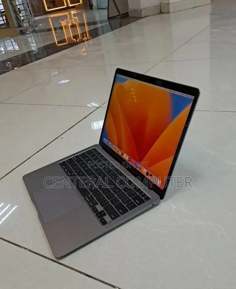 New Laptop Apple MacBook 2020 8GB Apple M1 SSD 256GB