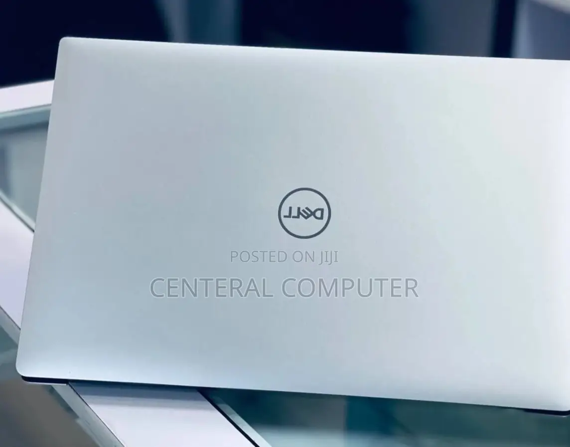 New Laptop Dell XPS 13 9365 16GB Intel Core I7 SSD 512GB