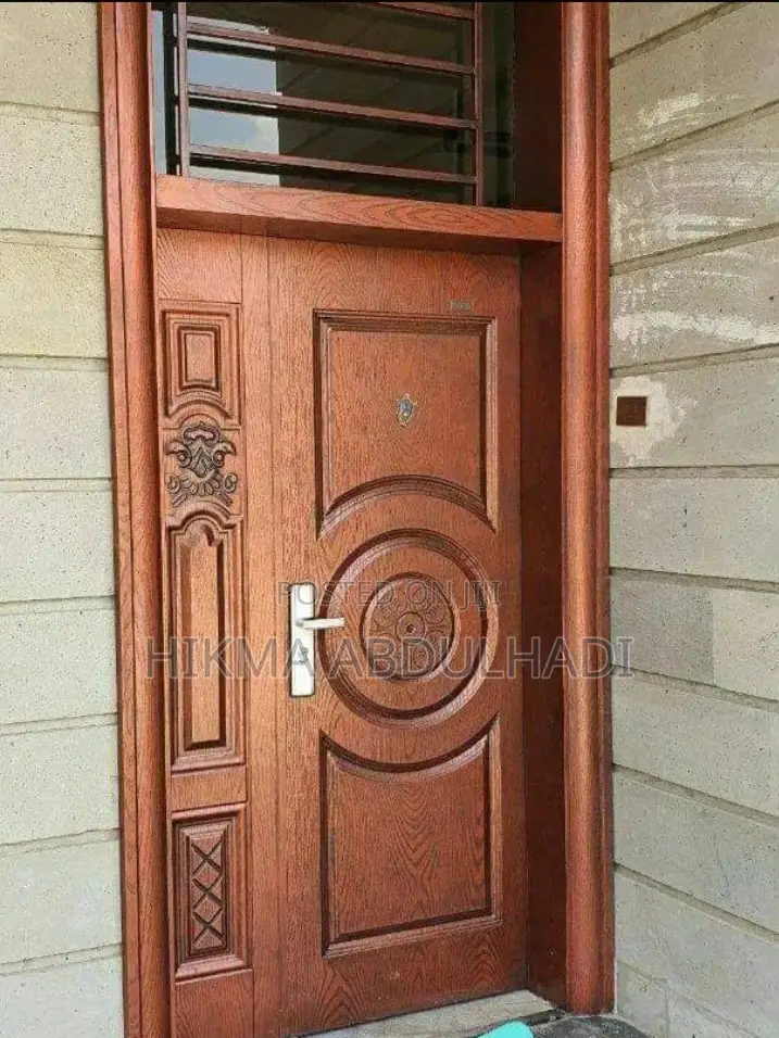 የዋና እና ውስጥ ለውስጥ በሮች