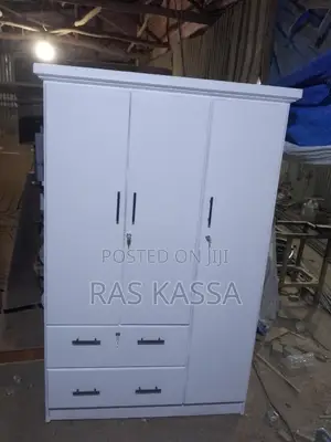 1,20 ቁም ሳጥን