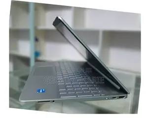 New Laptop HP EliteBook 840 8GB Intel Core I3 SSD 512GB