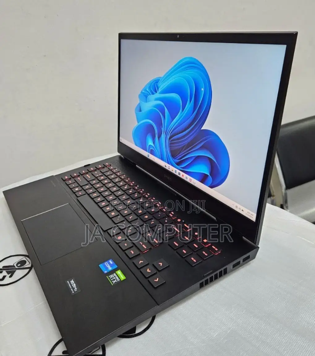 New Laptop HP Omen 17 32GB Intel Core I3 SSD 1T