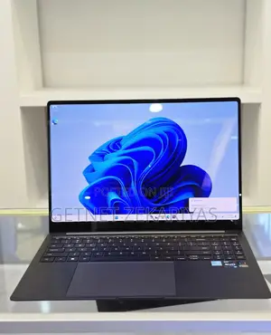 New Laptop Dell Precision 5570 64GB Intel Core I7 SSD 1T