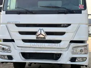 New Car 2023 White