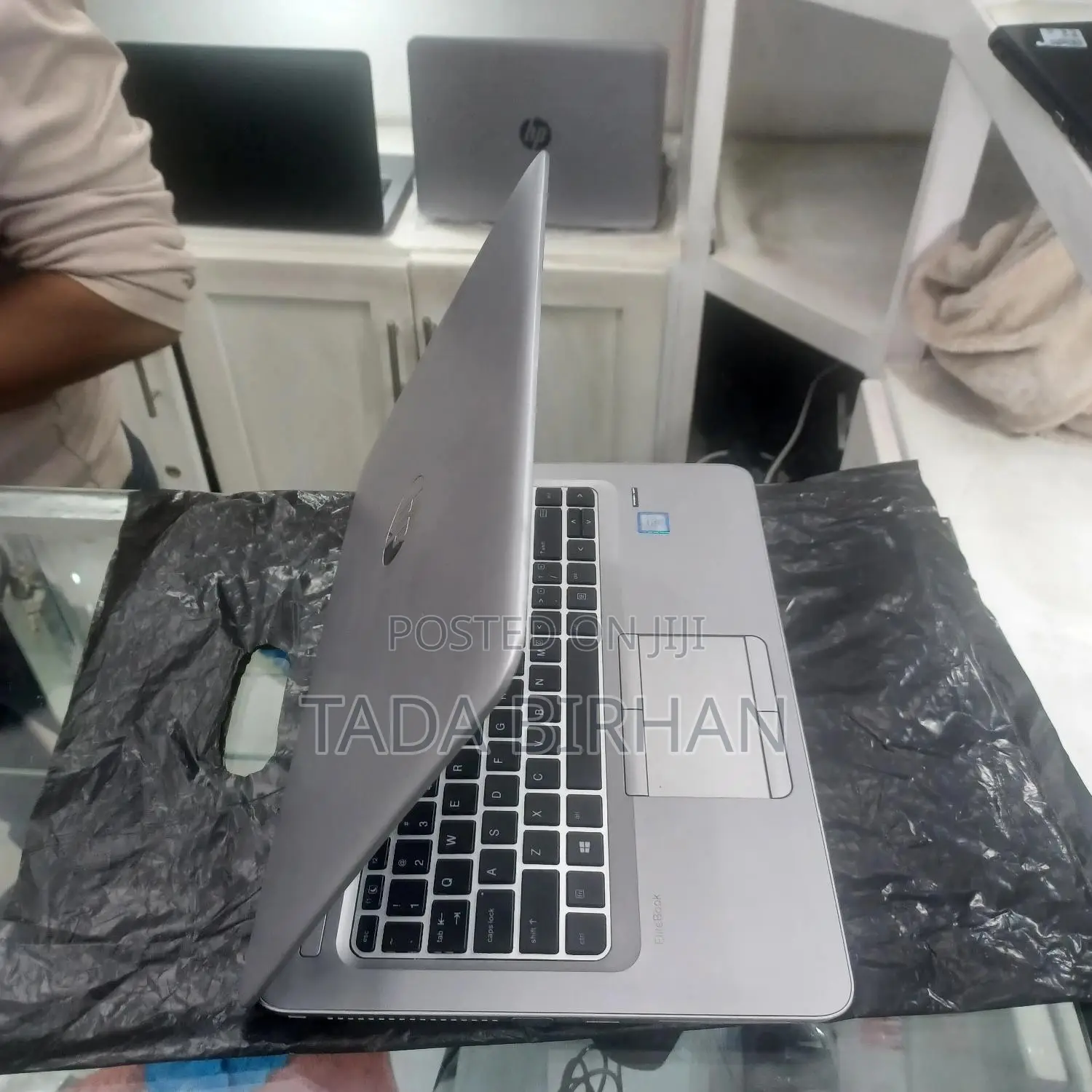 New Laptop HP EliteBook 840 8GB Intel Core I7 HDD 1T