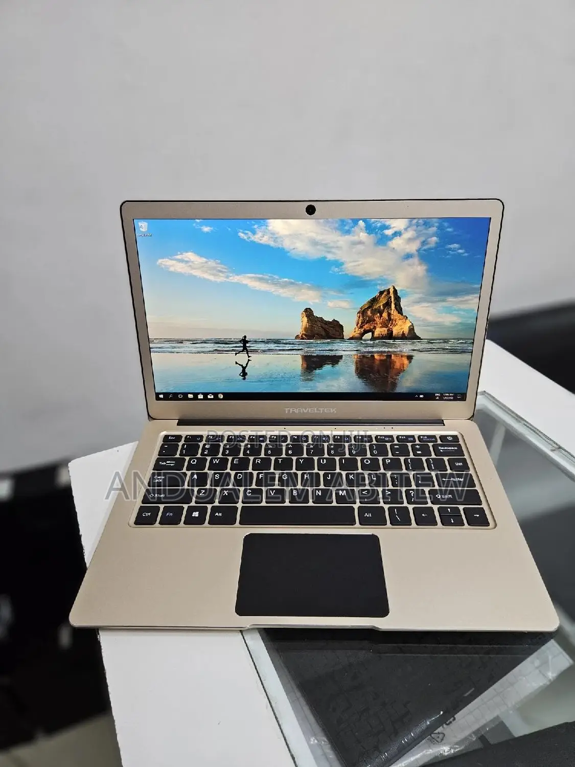 New Laptop 4GB Intel Pentium SSD 256GB