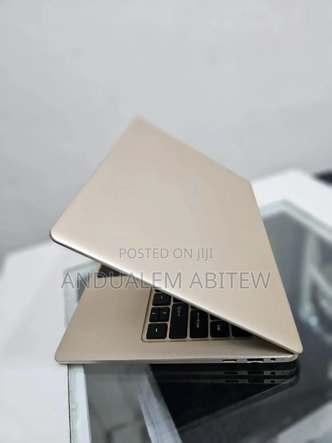 New Laptop 4GB Intel Pentium SSD 256GB