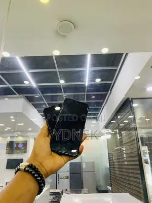 Apple iPhone 7 Plus 32 GB Black
