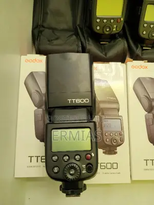Godox Camera Flash TT600 (Speedlight)