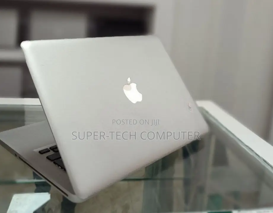 Laptop Apple MacBook Pro 2010 12GB Intel Core I5 SSD 512GB