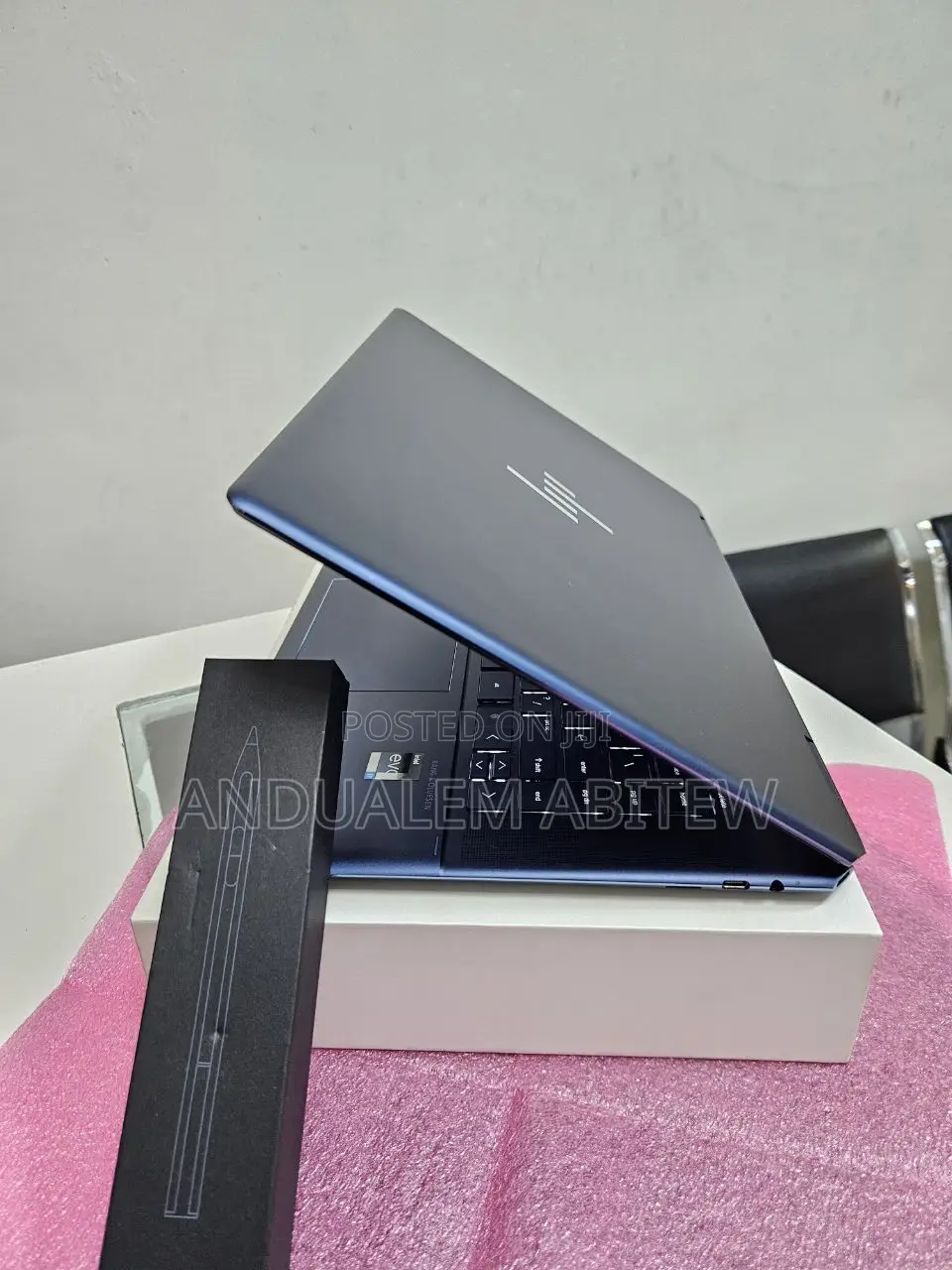 New Laptop HP Spectre 16GB Intel Core I7 SSD 1T