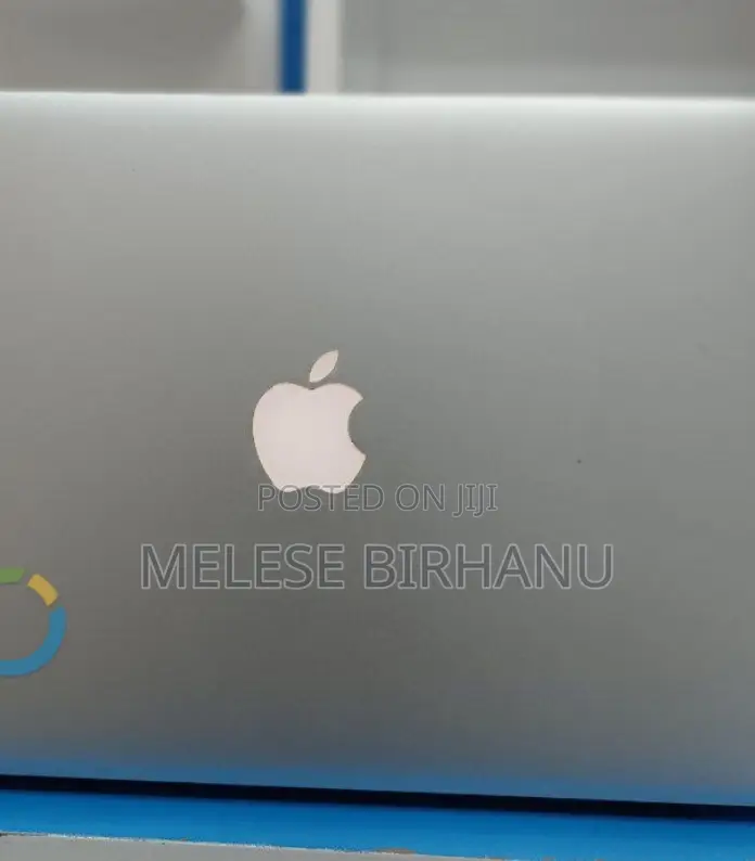 New Laptop Apple MacBook Air 2015 4GB Intel Core I5 SSD 128GB