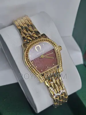Glam Looking Aigner Watches for Her