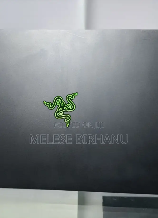 New Laptop Razer Blade Advanced 16GB Intel Core I7 SSD 1T
