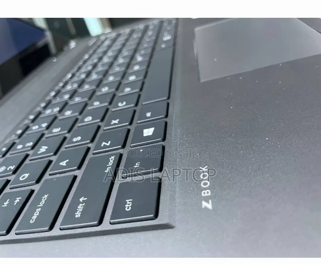 New Laptop FizzBook 16GB Intel Xeon SSD 512GB