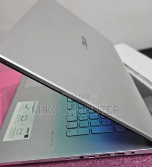 New Laptop Asus VivoBook Pro 17 N705UN 8GB Intel Core I5 HDD+SSD 500GB