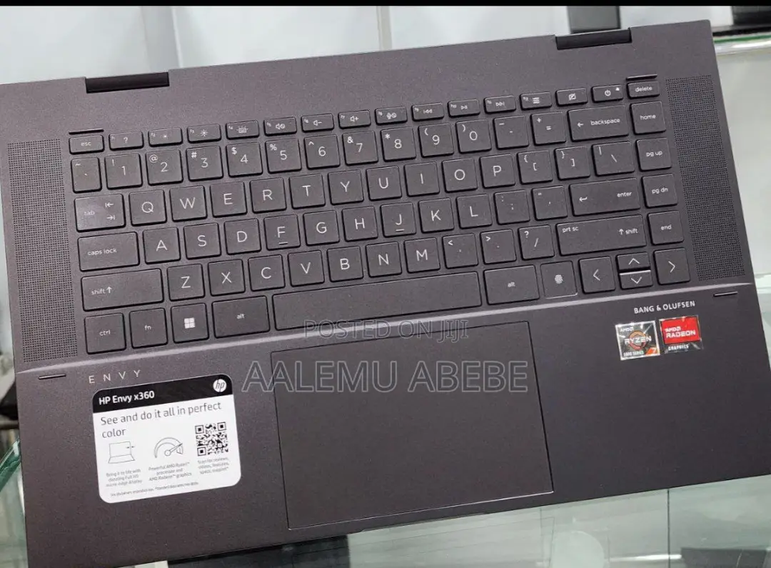 New Laptop HP Envy X360 16GB AMD Ryzen 7 SSD 512GB