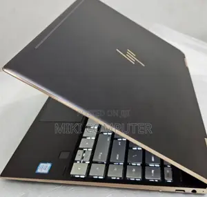 New Laptop HP Spectre X360 8GB Intel Core I7 SSD 512GB