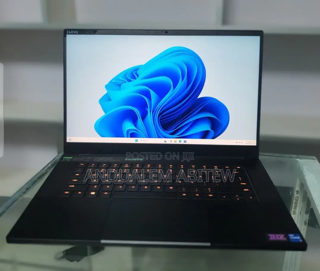 New Laptop Razer Blade 16GB Intel Core I7 SSD 1T