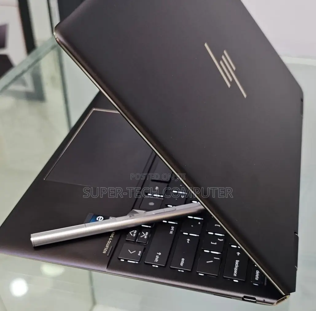 New Laptop HP Spectre X360 16GB Intel Core i7 SSD 1T