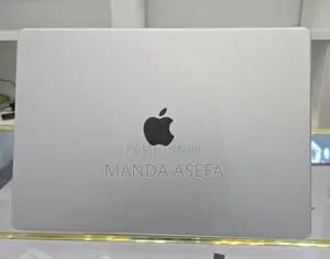 New Laptop Apple MacBook Pro 16GB Apple M2 SSD 1T