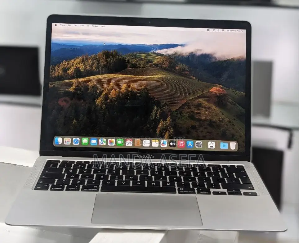 New Laptop Apple MacBook Air 8GB Apple M1 SSD 512GB