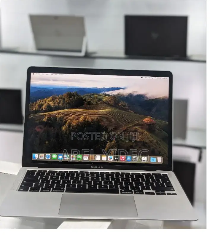 New Laptop Apple MacBook Air 2020 M1 8GB Apple M1 SSD 512GB