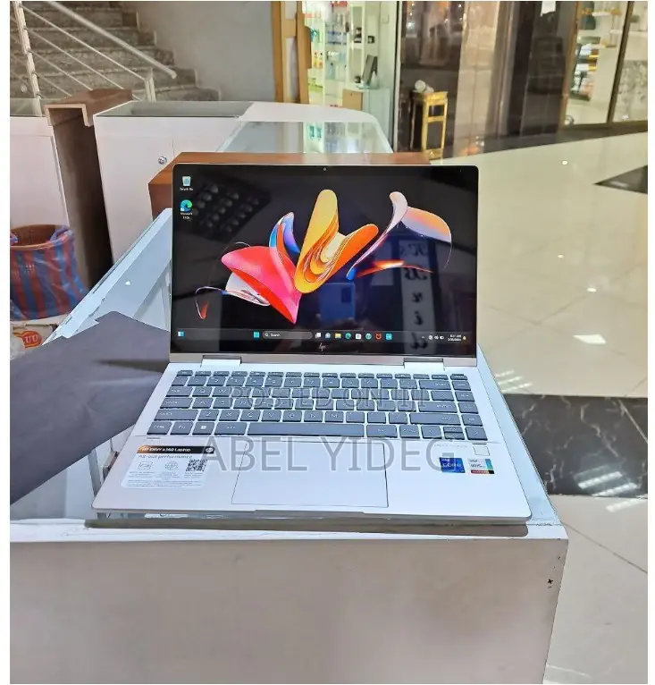 New Laptop HP Envy X360 16GB Intel Core I7 SSD 1T