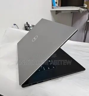 New Laptop Dell Precision 5540 16GB Intel Core I9 SSD 512GB