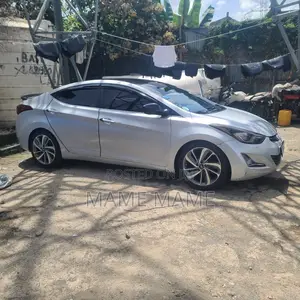 Hyundai Avante 2015 Silver