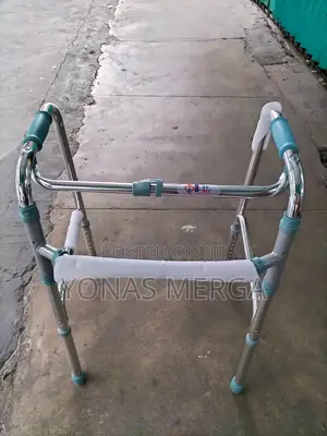 ማይዝግ Walker፩walker°ከፍ፧ዝቅ ይላል/Walker/Walker\Walker¶Adjustable