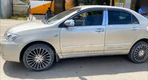 Toyota Corolla 2007 Gold