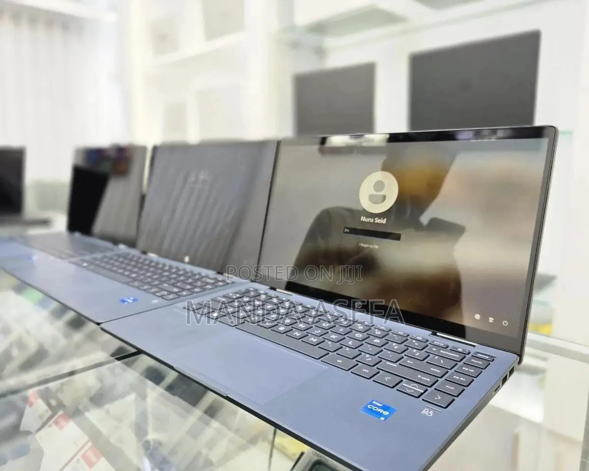 New Laptop HP Pavilion x360 14 8GB Intel Core i5 SSD 512GB