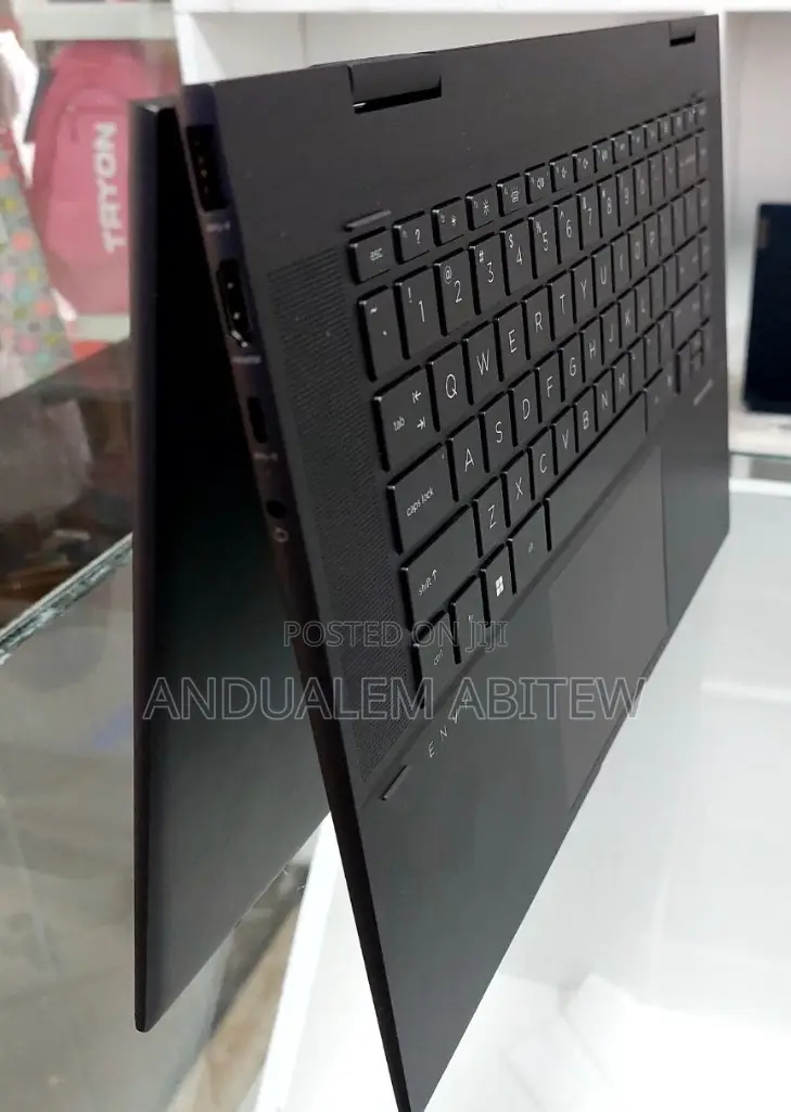 New Laptop HP Envy X360 16GB AMD Ryzen 7 SSD 512GB