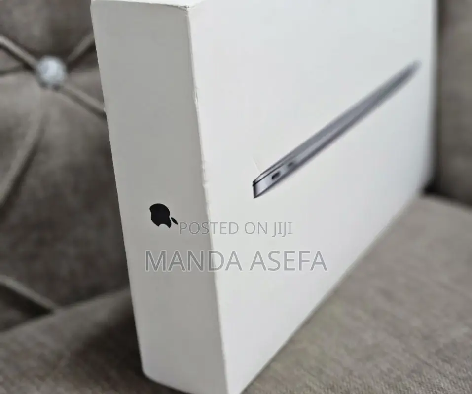 New Laptop Apple MacBook Air 8GB Apple M1 SSD 256GB