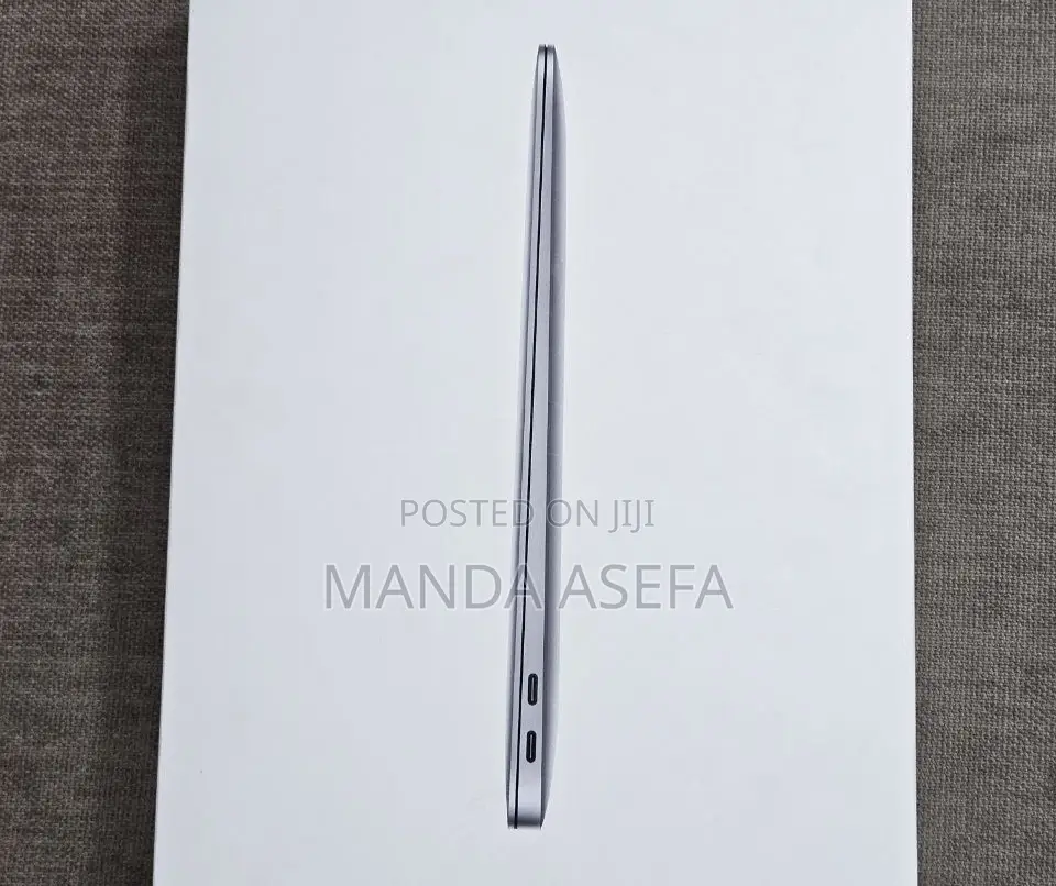 New Laptop Apple MacBook Air 8GB Apple M1 SSD 256GB