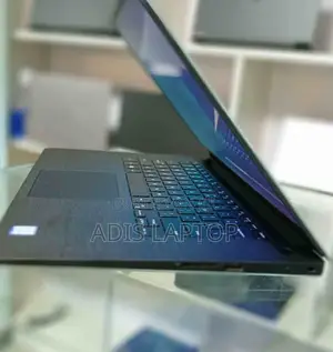 New Laptop Dell Precision 15 3520 16GB Intel Core I9 SSD 512GB