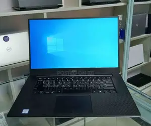 New Laptop Dell Precision 15 3520 16GB Intel Core I9 SSD 512GB