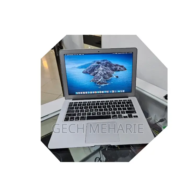 New Laptop Apple MacBook 2013 4GB Intel Core I5 SSD 256GB