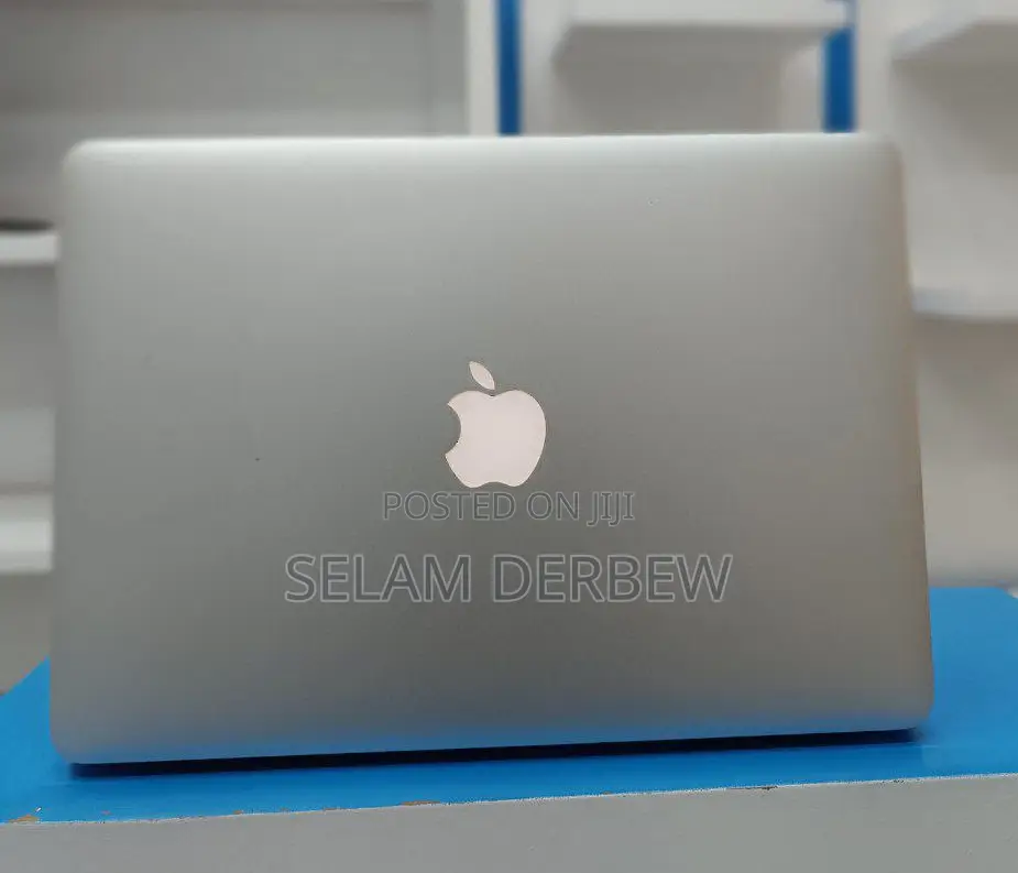New Laptop Apple MacBook Air 2015 4GB Intel Core I5 SSD 128GB